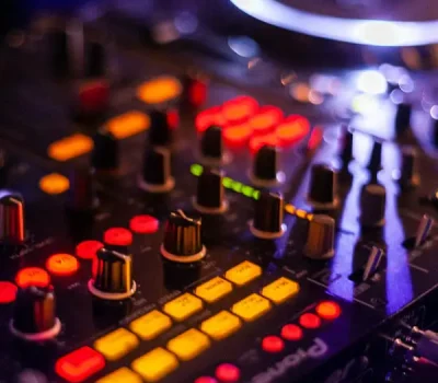 Restaurante SINGULAR, Cocina en movimiento,  Bogota, Colombia